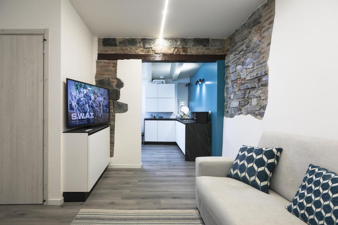 Blue Sapphire Como Cozy Flat In Center Of City Appartement Buitenkant foto