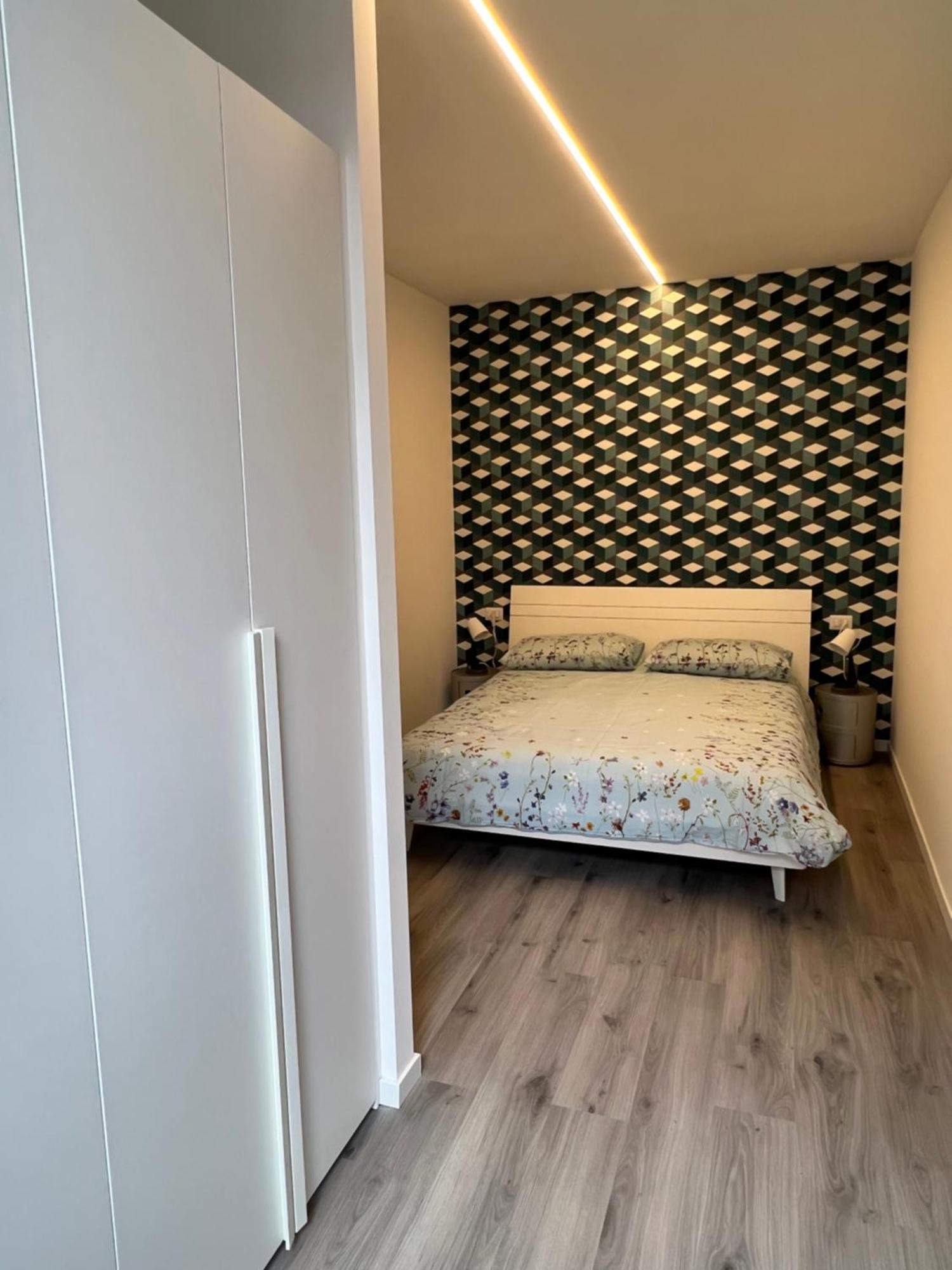 Blue Sapphire Como Cozy Flat In Center Of City Appartement Buitenkant foto